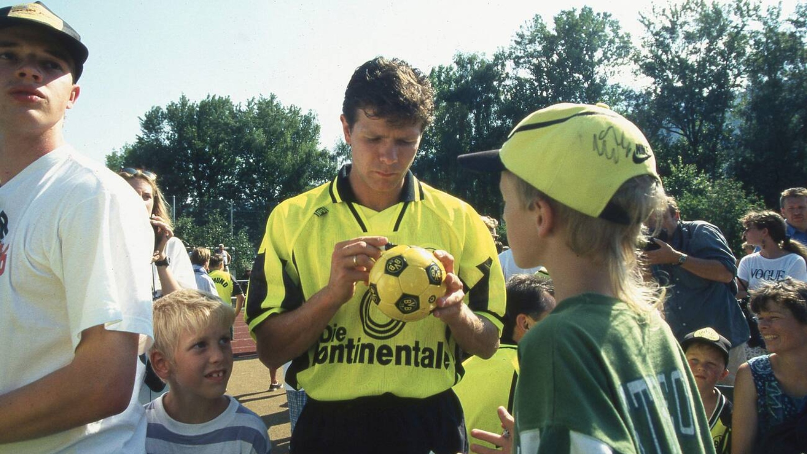 Dortmund, Deutschland. 03rd July, 2021. firo Fuvuball, football, 1.Bundesliga, season 1996/1997, archive photo, 96/97 archive images, Borussia Dortmund, BVB, photocall, 1996