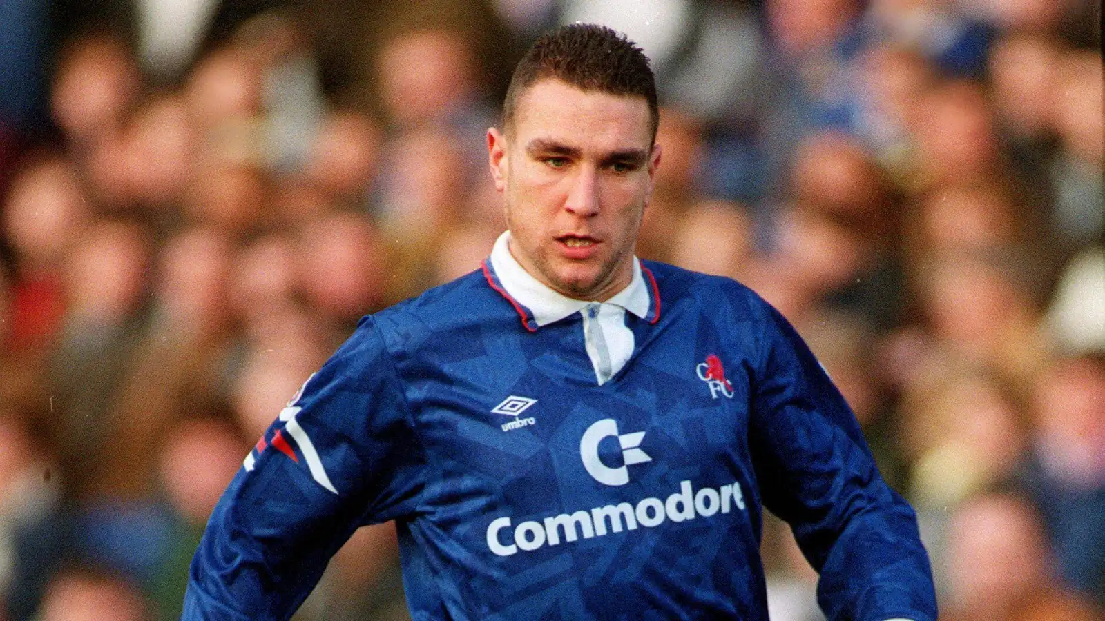 Football - FA Cup Fourth Round - Chelsea v Everton - 26/1/92 Vinnie Jones of Chelsea